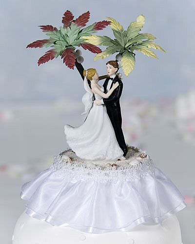 Hawaiian Beach White Cake Topper