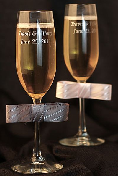 Tie(ing) the Knot Toasting Glasses