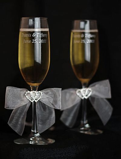 Rhinestone Hearts Wedding Toasting Glasses