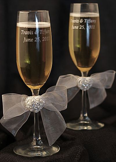 Rhinestone Pearlized Heart Rose Bouquet Wedding Toasting Glasses