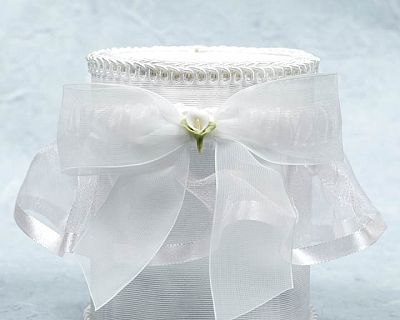 Porcelain Cala Lily Bouquet Wedding Garter