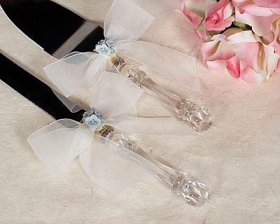 Porcelain Hydrangea Bouquet Wedding Cake Server Set