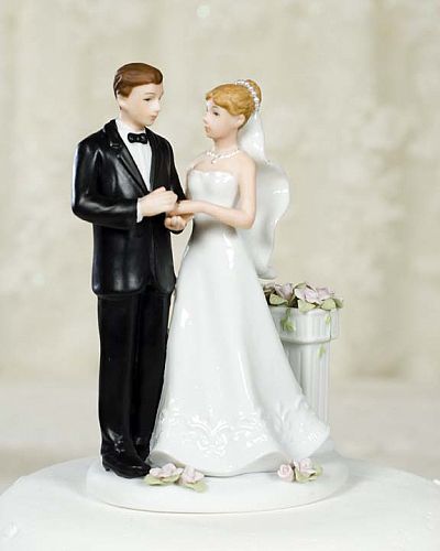 Rose Garden Wedding Couple Figurine