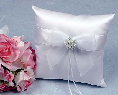 Daisy Wedding Ring Bearer Pillow