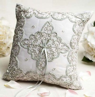 Beautiful Woven Ring Pillow