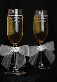 Rhinestone Hearts Wedding Toasting Glasses