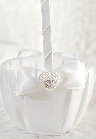 Rhinestone Pearlized Heart Rose Bouquet Wedding Flowergirl Basket