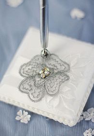 French Rhinestone Lace Pen